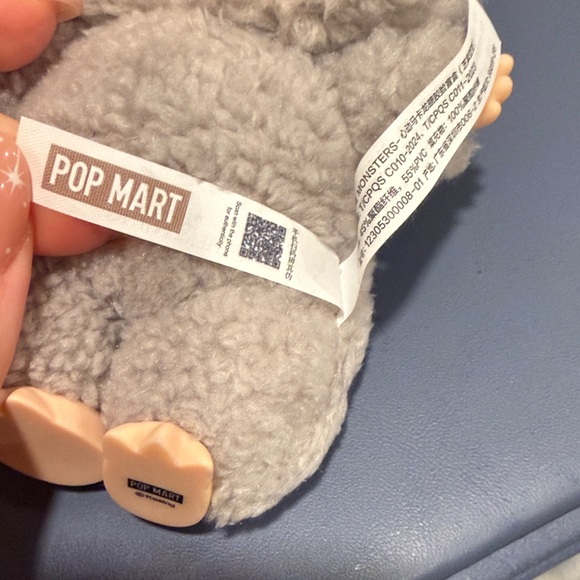 Exciting Macaron Labubu - Picture 12 of 13